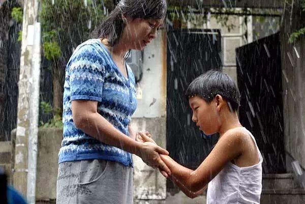 阿甘正传是真人真事吗，适合中学生看的励志电影（原来《阿甘正传》的故事）