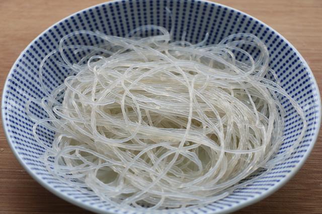 做蒸鸡腿的方法，鸡腿简单又好吃的做法