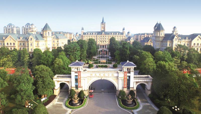 广州恒大足球学校（玩青训就玩真的）