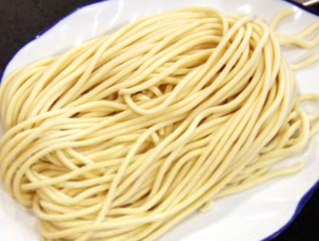 蒜汁怎么调好吃，怎样做蒜汁拌蒸菜（爽滑劲道酱汁香浓）