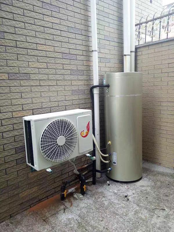 1000焦耳=多少大卡，一千焦耳等于多少大卡（空气能热水器与太阳能热水器哪个好）