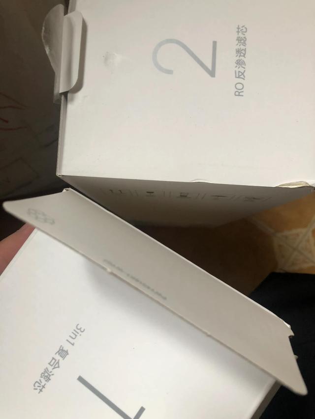 小米净水器滤芯更换方法，小米净水器需更换4个滤芯（小米净水器滤芯拆解）