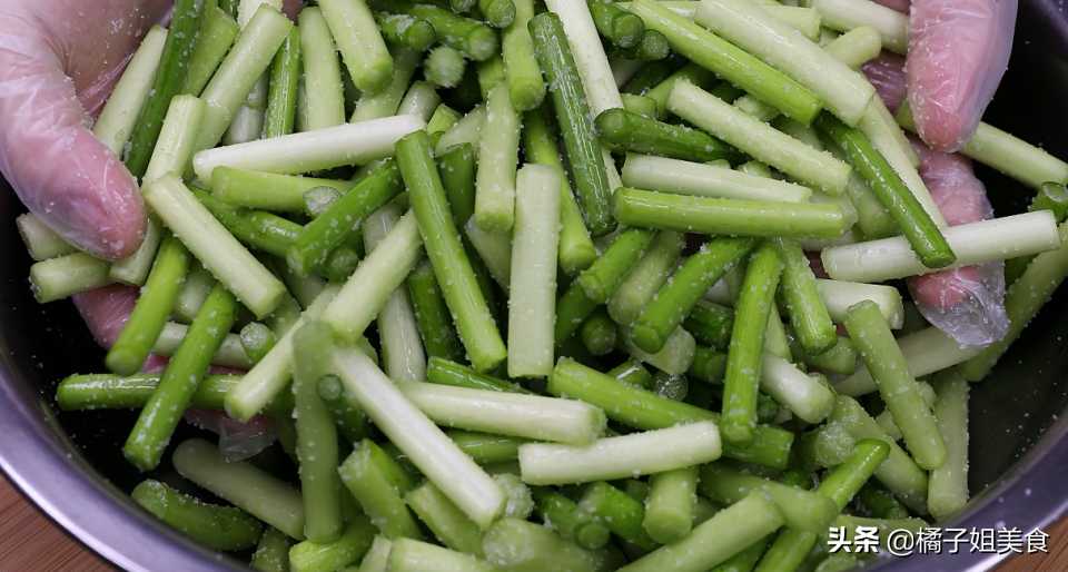 圖片[2]-【腌蒜苔】做法步驟圖 青脆爽口-起舞食譜網(wǎng)