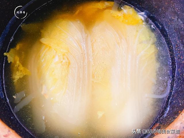 德国酸菜怎么做的详细点，正宗德国酸菜的做法（而且又酸又脆又香）