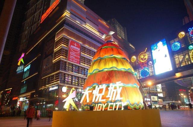 沈阳有哪些逛街购物的地方，有什么商业步行街（沈阳赚钱10个商场）