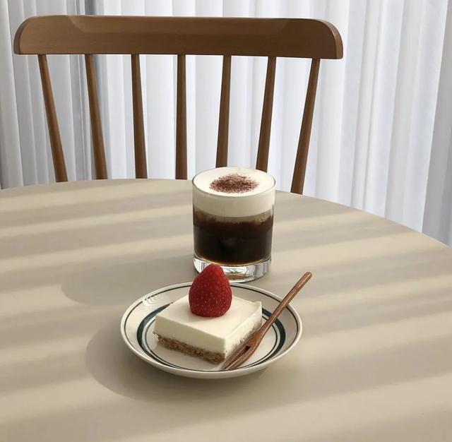 黑化头像微信，黑化头像（黑化头像和高冷壁纸的季节）