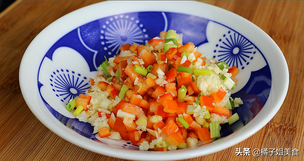 圖片[3]-【西蘭花胡蘿卜彩椒拼盤】做法步驟圖 色彩繽紛孩子也愛吃-起舞食譜網