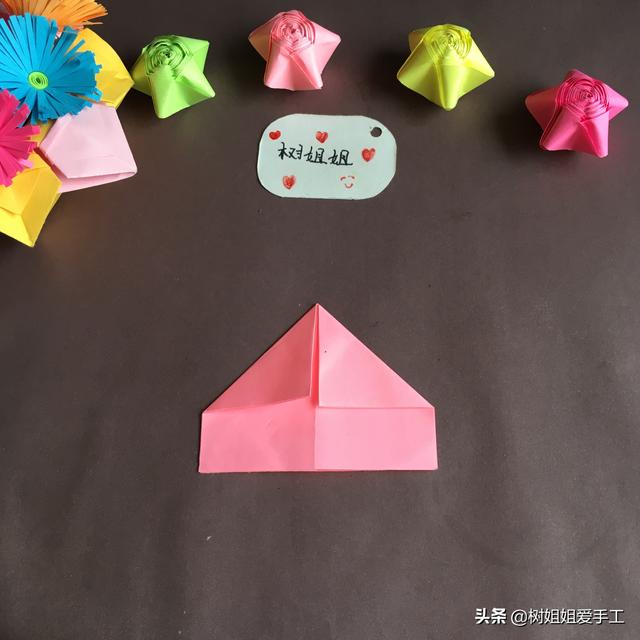 蝴蝶书签的折法，蝴蝶折纸教程（可DIY的蝴蝶折纸书签折法）