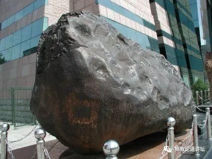 南极为什么有那么多陨石，竟然大部分都落在南极和沙漠
