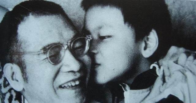 数学家陈景润的故事，数学名人故事陈景润（如今他的妻子、独子现状如何）