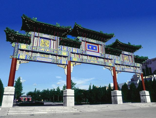 牌坊是什么意思，立牌坊说贞洁是什么意思（欣赏一组壮观的中国牌楼）