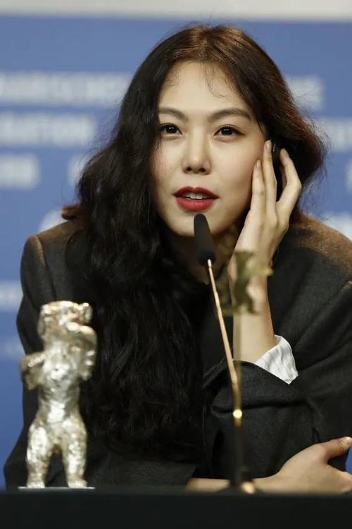 rain和宋慧乔绯闻，和她身边的7个男人<下>