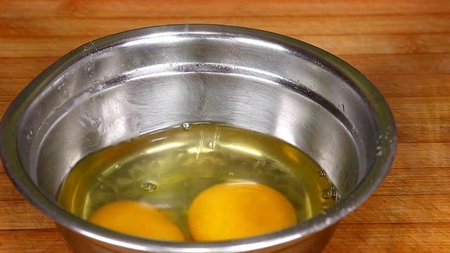 鸡蛋焖面的做法，鸡蛋素焖面的家常做法（大厨教你这样做白菜鸡蛋焖面）