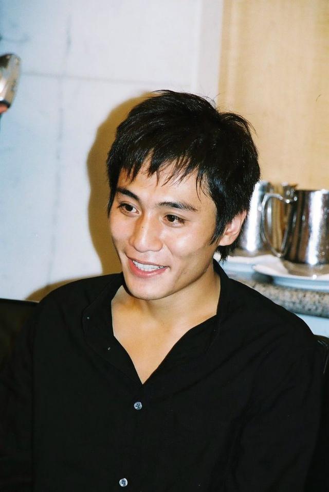 舒淇刘烨电影，被舒淇和刘烨虐哭千百遍（从文弱小生到肌肉硬汉）