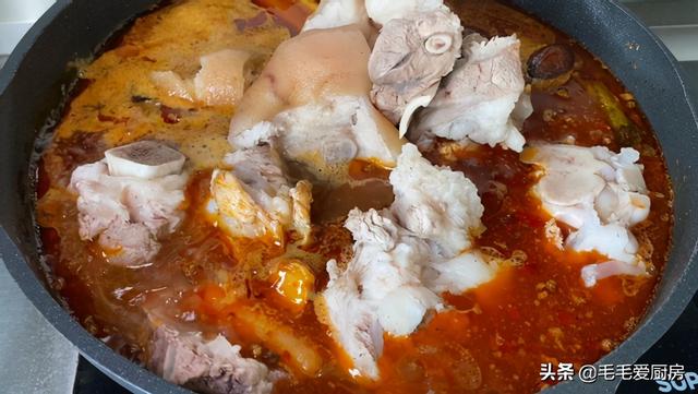 豆腐乳酱的制作方法，豆腐乳酱的制作方法视频（想吃酱大骨别去饭店了）