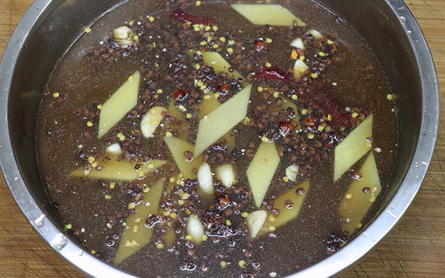 螃蟹的蘸料怎么做，清蒸螃蟹的蘸料怎么调好吃（大厨教你江南名菜醉蟹的做法）