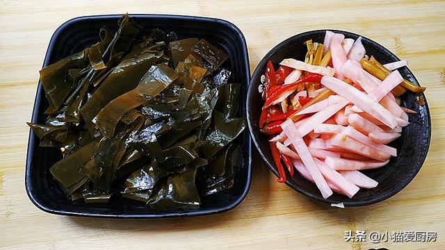 老鸭汤家常做法，茯苓老鸭汤的家常做法（炖出美味好喝的老鸭汤）