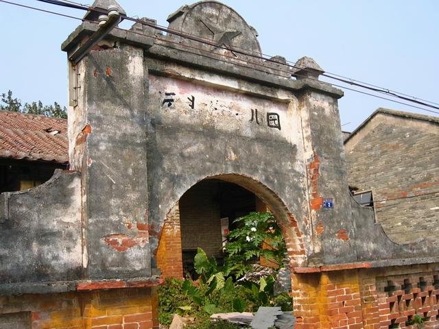 广东佛山瓷砖价格，广东佛山瓷砖价格多少钱（寻访古村落之旅：2005）