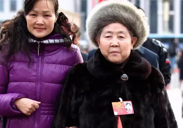 二五仔孙一峰什么梗,孙一峰 二五仔(成为了新一代的"国民老婆")