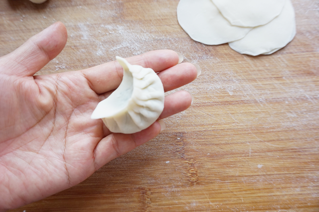 豆角肉馅饺子怎么调馅，豆角素馅饺子怎么调馅（大肉馅饺子怎么调馅）