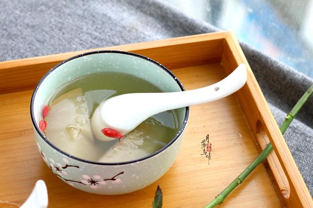  甘蔗节煮水的功效，甘蔗节煮水的功效与作用（甘蔗节丢地上没人要） 