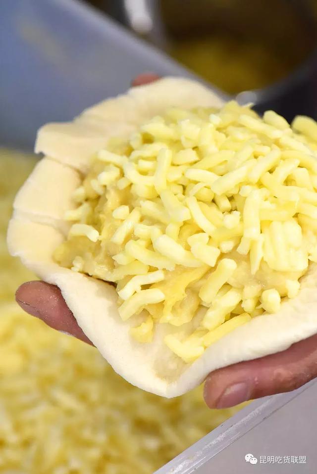 榴莲饼的家常做法视频,榴莲饼加盟(一个不到20块) 榴莲饼的家常做法视频,榴莲饼加盟(一个不到20块)