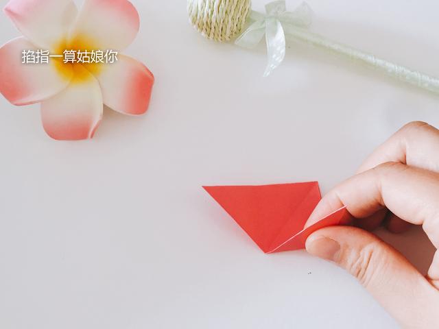 狐狸折纸步骤图，如何做一只小狐狸手工折纸（《儿童折纸图解》六步学会折纸——小狐狸）