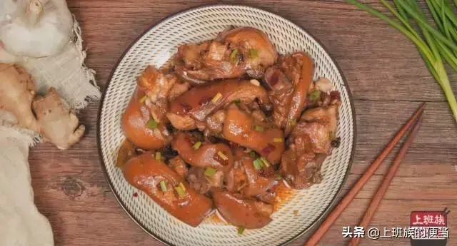 猪蹄怎么炖好吃，清汤猪蹄怎么炖好吃（猪蹄学会这样炖）
