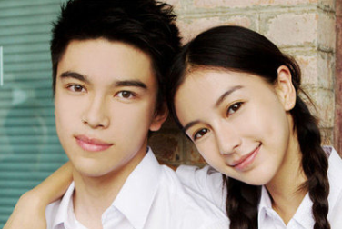 赵丽颖的弟弟赵建飞，赵丽颖的亲弟（陈慧琳：他就是我的粘贴）