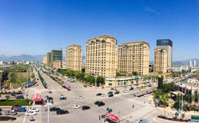 浙江乐清市虹桥镇：城建犹如小县城，是全国千强镇