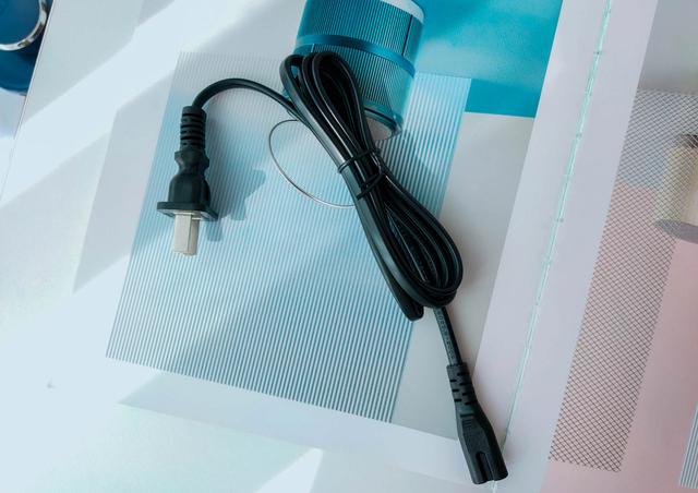 半导体制冷冰箱，什么是半导体制冷冰箱（倍思小冰屋学生冰箱评测）