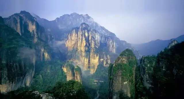 峻组词语有哪些，峻组词语（中国八大名山对联）