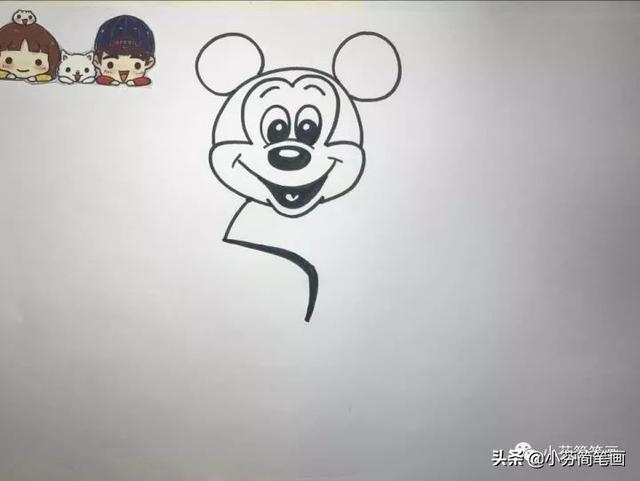 一分钟画出米奇的简笔画，米奇简笔画简单（童话经典：米老鼠简笔画）