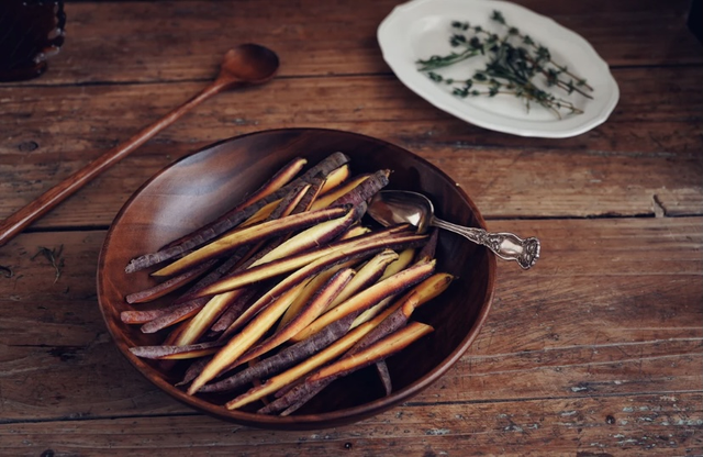 紫萝卜皮的功效与作用及禁忌，紫皮胡萝卜的功效与作用及禁忌（五月这菜要多吃）