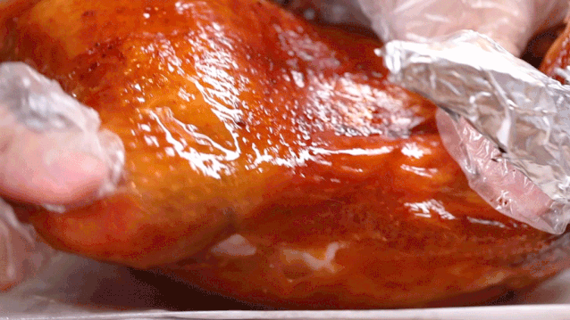 请问深圳哪里有非常好吃的烧鸡，深圳哪里的鸡煲好吃（2个月连开3家店）