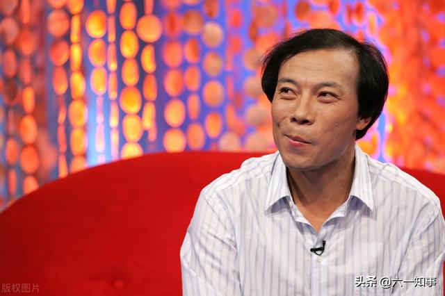 你行我素的意思，我行我素 意思（起底“五假CEO”红与黑）