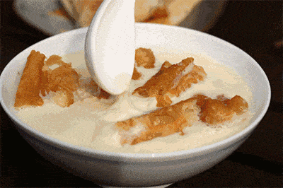 黄豆功效与作用吃法，吃黄豆功效与作用点（护心、抗饿、…大豆竟然有这么多功效）