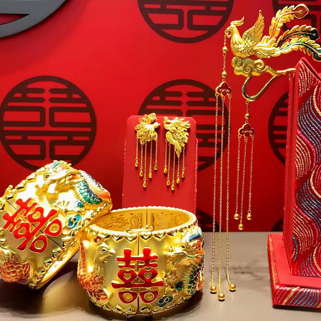 周大福白金项链，周大福白金钻石项链（周大福、周生生、周大生、周六福、六福、金大福珠宝品牌有区别吗）