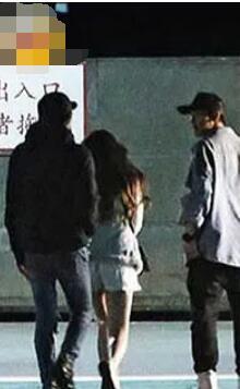 新年第一瓜：贺军翔婚内出轨跟辣妹拥吻！娶了初恋的男人不靠谱？