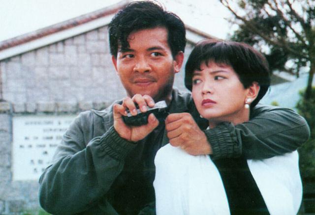 丧波是那个电影（在电影中是刘德华的“死对头”）