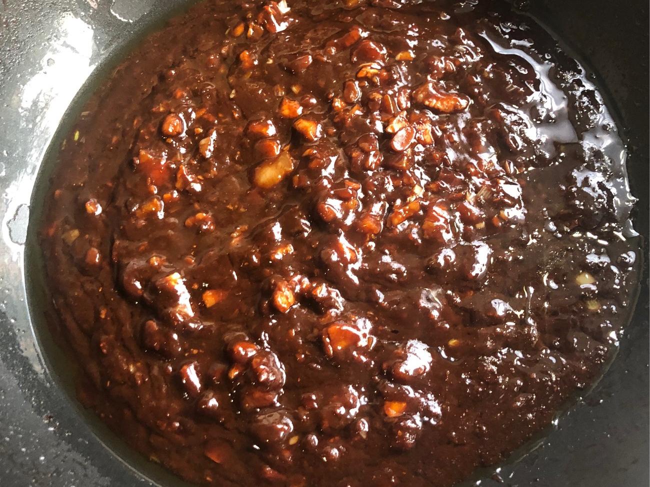 炸酱面的酱做法图解，炸酱面面酱的做法（最关键的核心就是酱料）