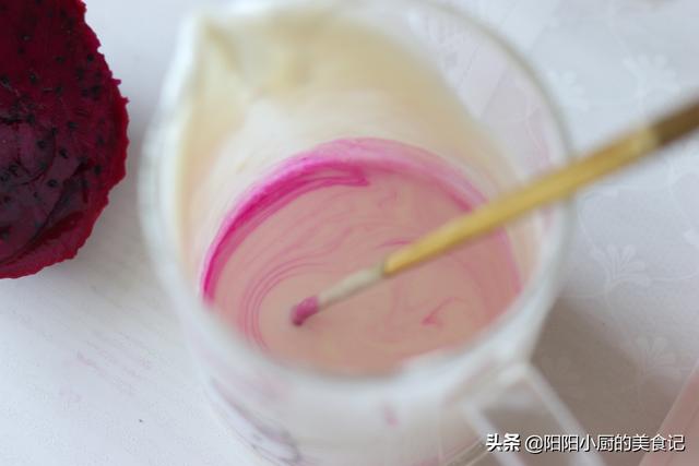 自制奶酪片窍门，怎么做奶酪片（教你在家做双色奶酪）