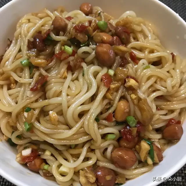 南昌拌粉的做法，南昌拌粉正宗做法（营养美味学会了这样做）