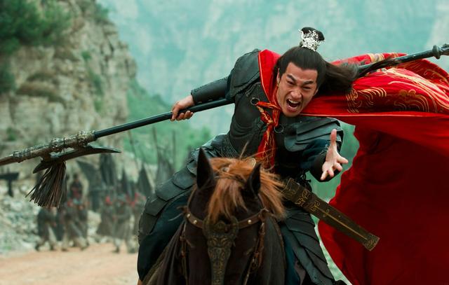 吕布三姓家奴，张飞为什么叫吕布三姓家奴（《三国演义》对吕布“三姓家奴”的定义客观吗）