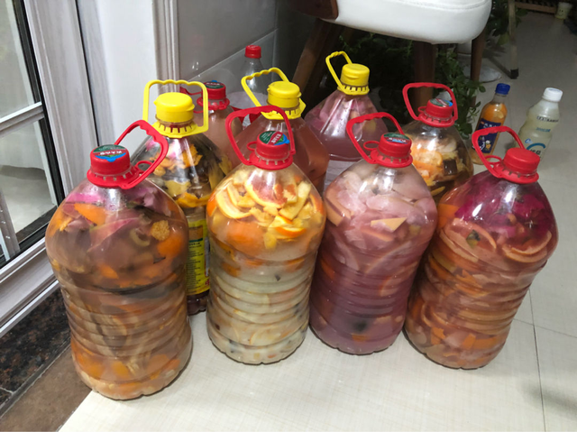 淘米水浇花好不好，淘米水浇花坏处（能浇花还能洗碗）