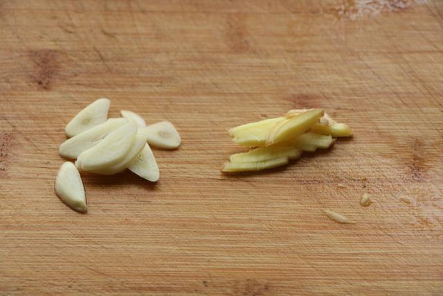 炒冬瓜的家常做法，虾仁炒冬瓜的家常做法（冬瓜不用再做汤了）