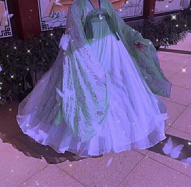 女生下半身头像，小姐姐下半身系列头像微信（女生部位头像，汉服小姐姐头像）