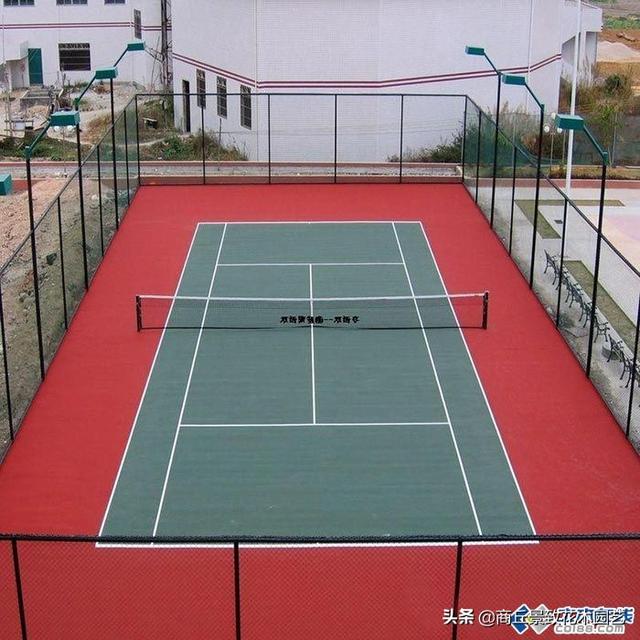 网球场标准尺寸是多少，网球标准尺寸场地（<各种运动场地、各种尺寸标准等>）