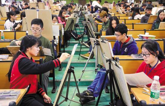 关于高校艺术特长生专业介绍:音乐表演，音乐艺术特长生高考（包含美术、音乐、表演）