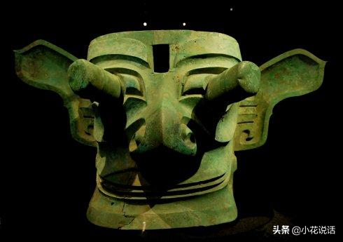 李白“蚕丛及鱼凫“的典故是什么？来看看东汉杨雄是怎么说的